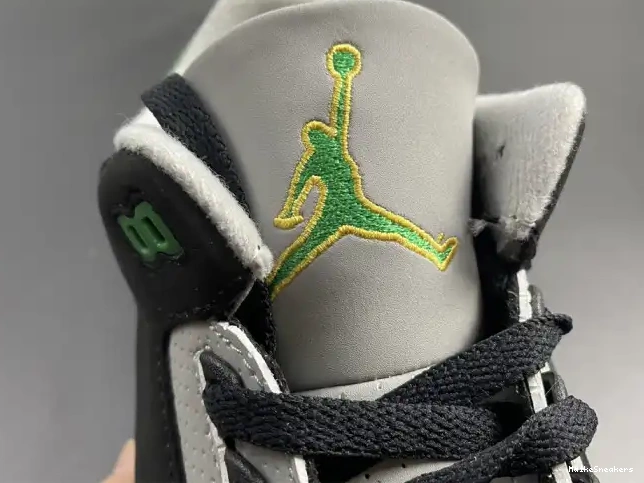 MaikeSneakers 3 CT8532-030 Air Jordan Green Pine 0523